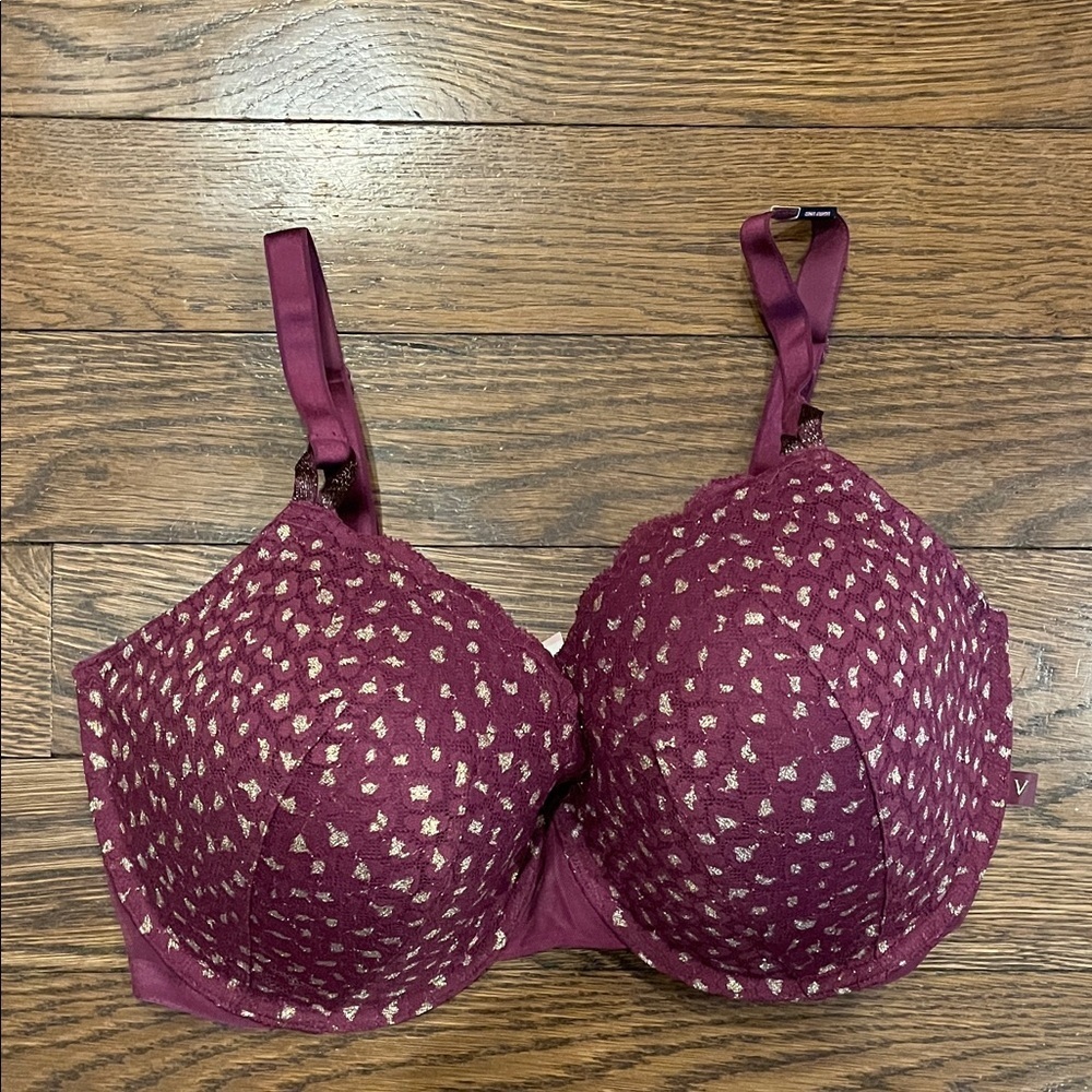 Victorias Secret 38DDD NWT Elegant Purple Lace Bra